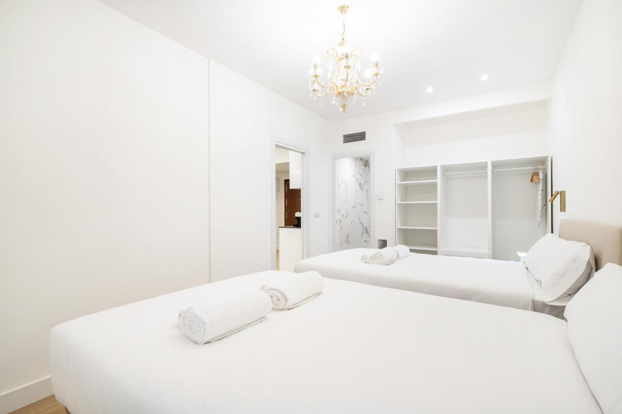 Apartamento Unico En Gran Via Apartman Madrid Kültér fotó